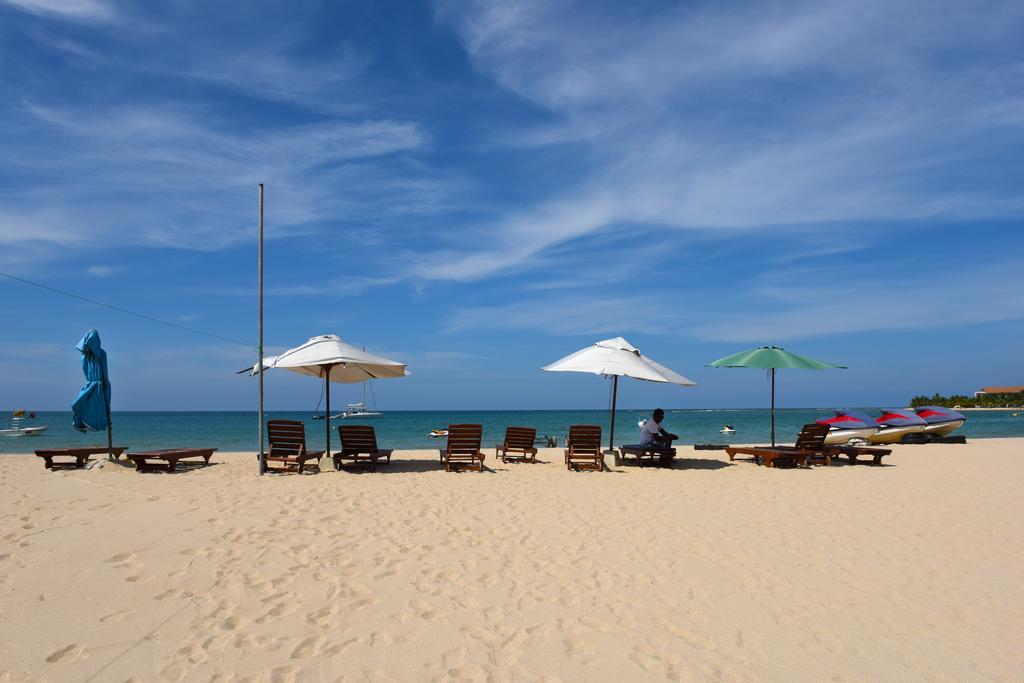 Marina Beach Passikudah Exterior photo