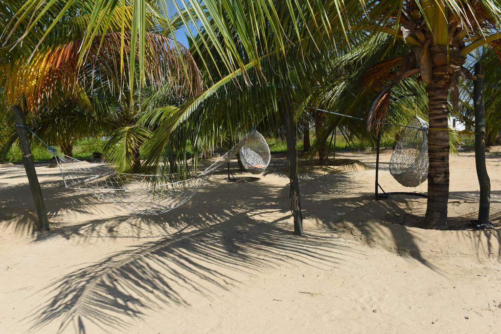 Marina Beach Passikudah Exterior photo